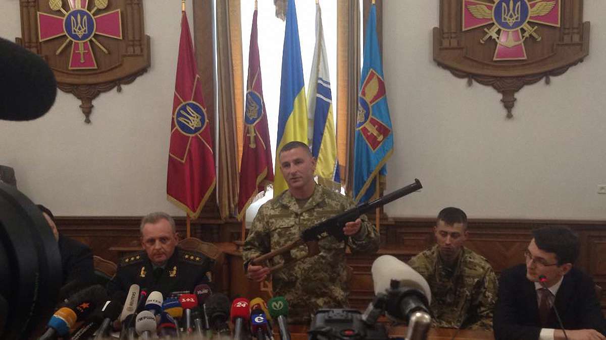 У Міноборони показали зброю затриманих російських спецназівців