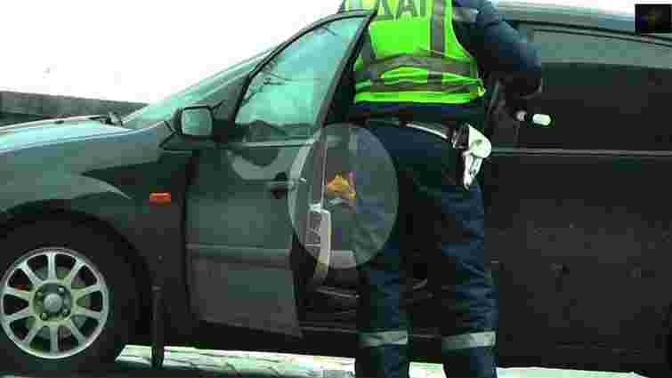 П'яний водій звинуватив інспекторів ДАІ в отриманні $50 хабара 