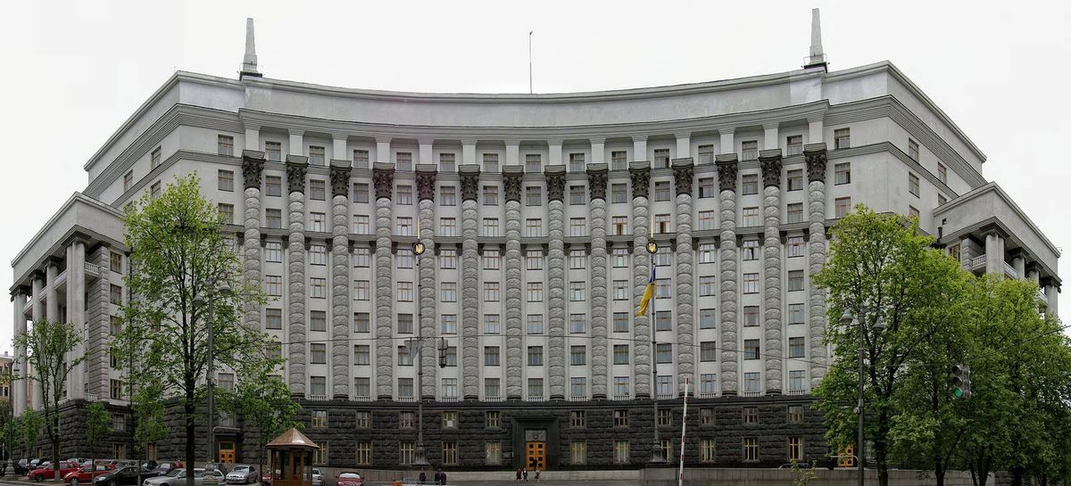 Кабмін просить дати йому право зупиняти виплати за зовнішнім держборгом