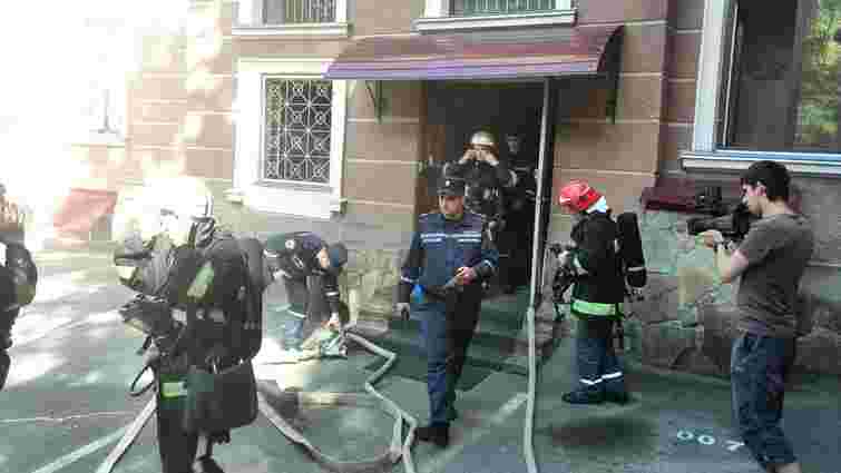 Після затримання заступника мера Тернополя загорівся підвал міськради (фото)