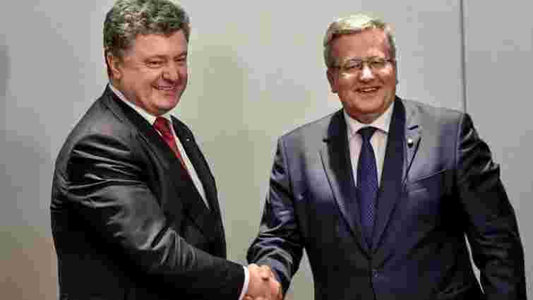 Порошенко і Коморовський обговорили події на Донбасі