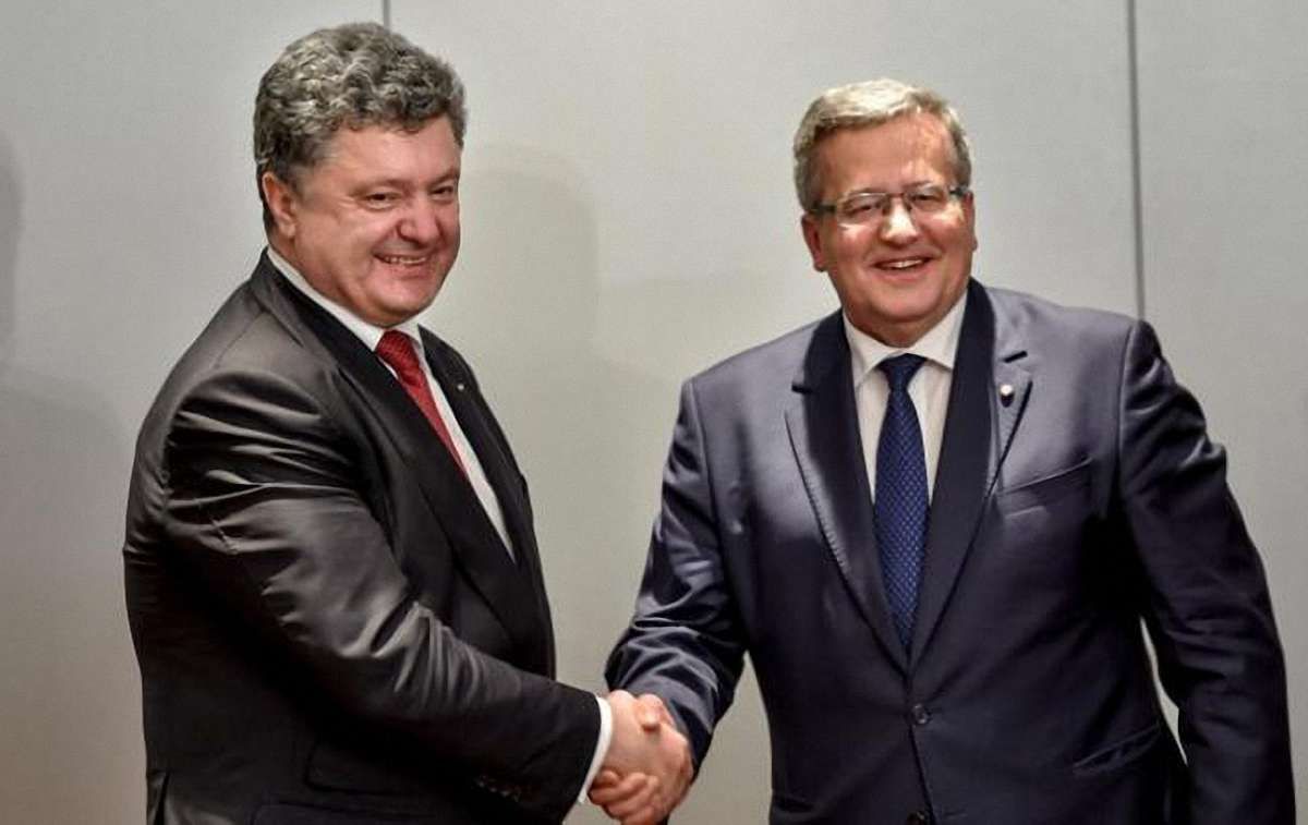 Порошенко і Коморовський обговорили події на Донбасі