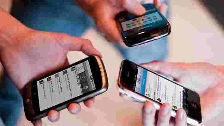 Доходи мобільних операторів зросли вперше з початку кризи  