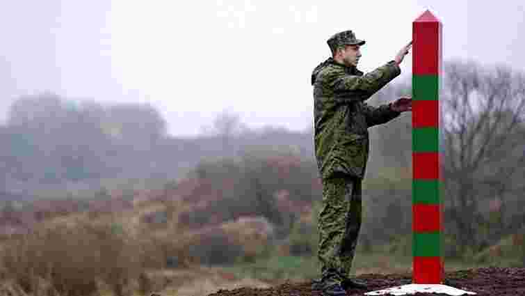 На кордоні з Україною Росія викопала 100 км ровів