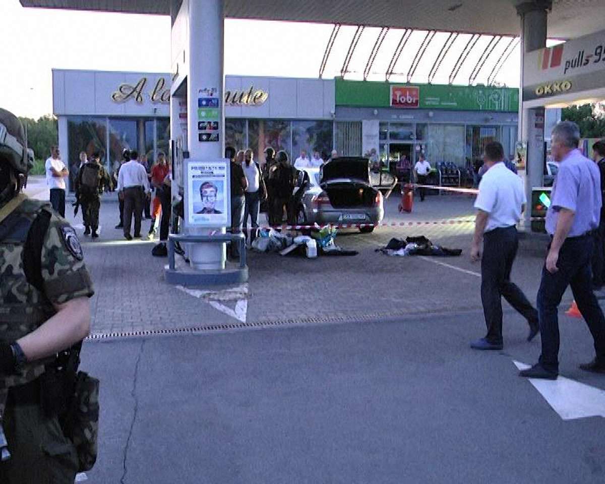 Чоловік, який напередодні захопив заручників на Харківщині, вимагав зв'язатися з Захарченком