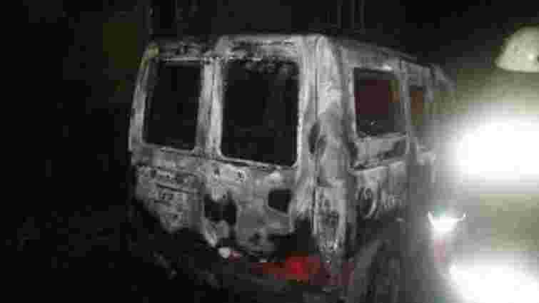 Вночі у Львові згорів автомобіль