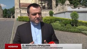 Церква нагадує вірянам, аби на Зелені свята не прикрашали домівки гілками дерев