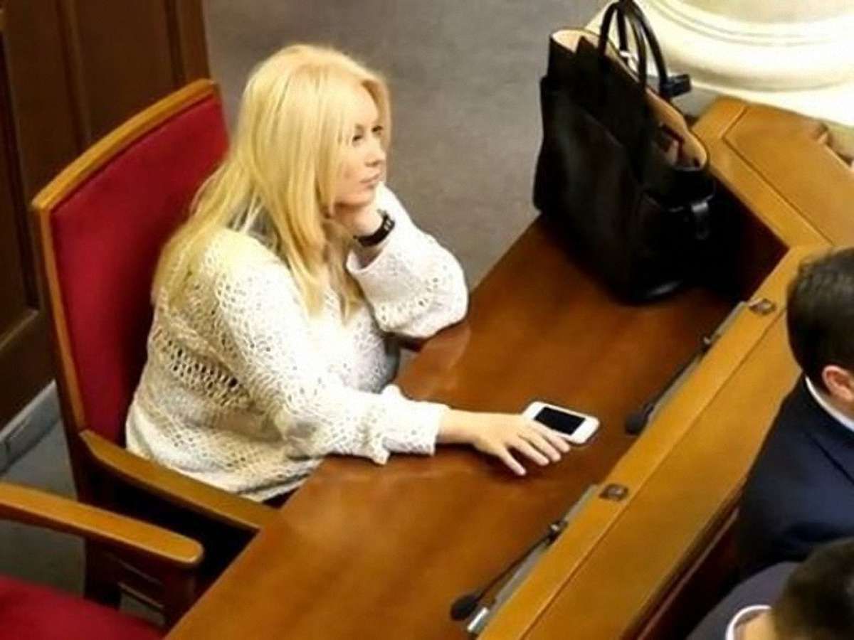Українські телеканали не взяли в ротацію новий кліп Повалій 