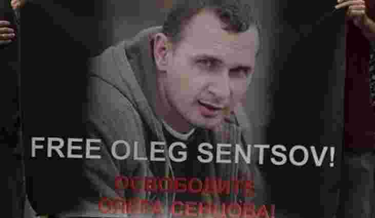 Петро Порошенко виділив дворічну держстипендію Олегу Сенцову
