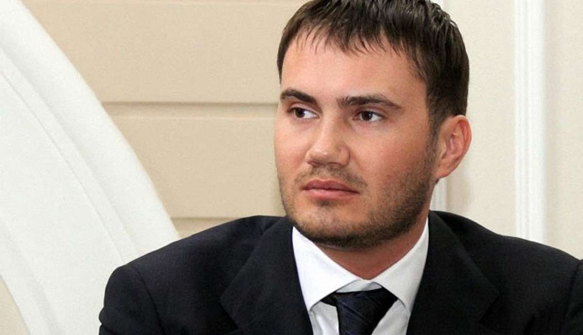 ЄС викреслив сина Януковича із списку санкцій