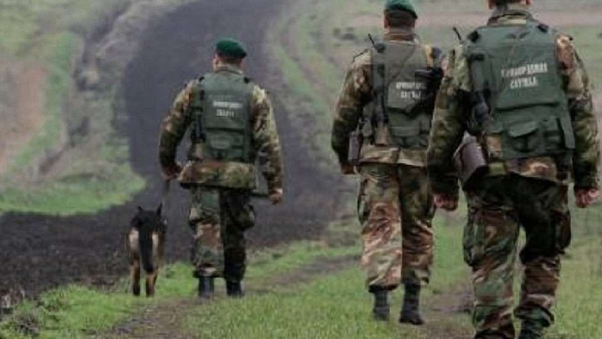 На Львівщині засудили іноземця, який хотів переправити в Євросоюз 5 в’єтнамців