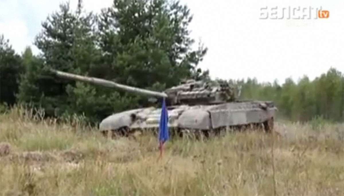 Білорусь стягує війська до кордону з Україною