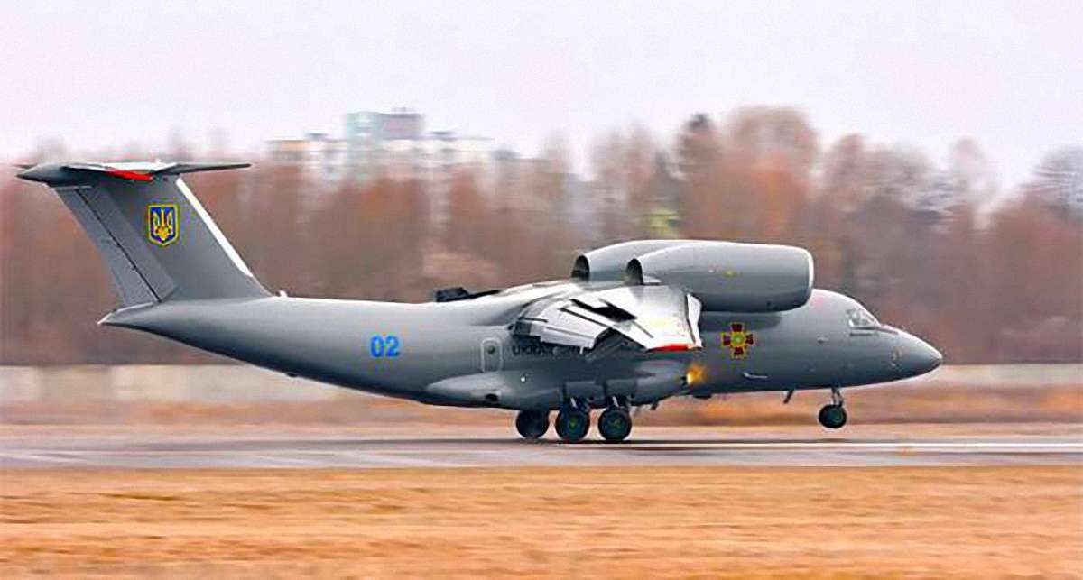 Україна і Польща виготовлятимуть новий патрульний літак на базі Ан-148