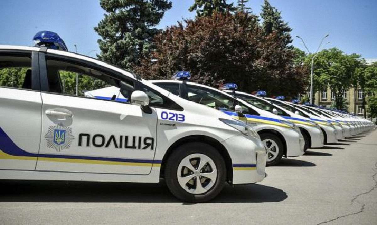 Український патруль отримає від Японії понад 1,5 тис. екологічних автомобілів
