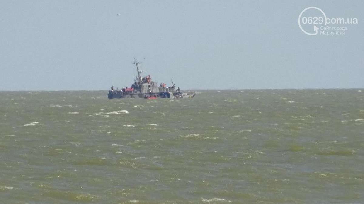 Помер один із врятованих прикордонників катера, що вибухнув у Маріуполі