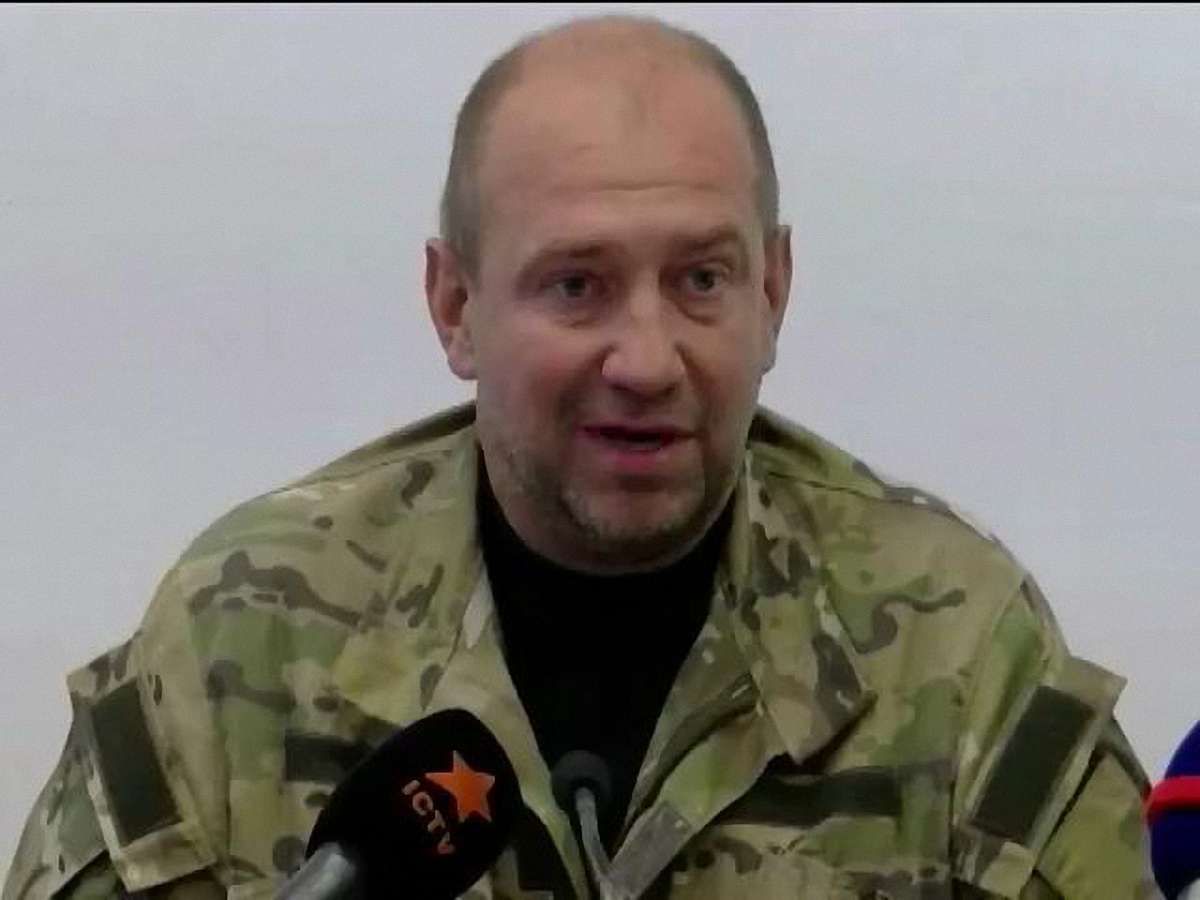 Прокуратура хоче посадити під  домашній арешт екс-комбата «Айдару» Мельничука