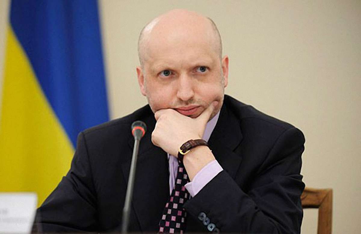 Росія готується до вторгнення в Україну, - Турчинов