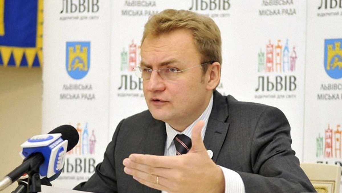 Садовий назвав «брєдом» припущення про зміну керівництва львівської митниці та прокуратури