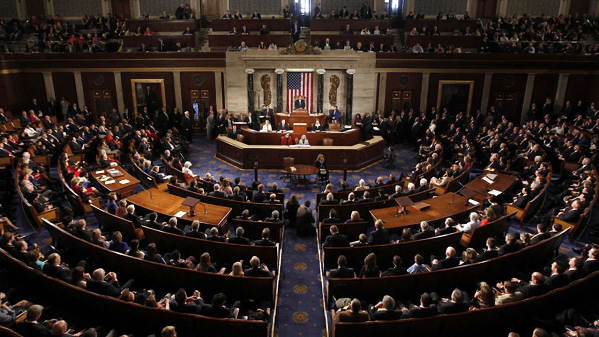 Сенат США прийняв законопроект з поправкою, що дозволяє Україні надати летальну зброю