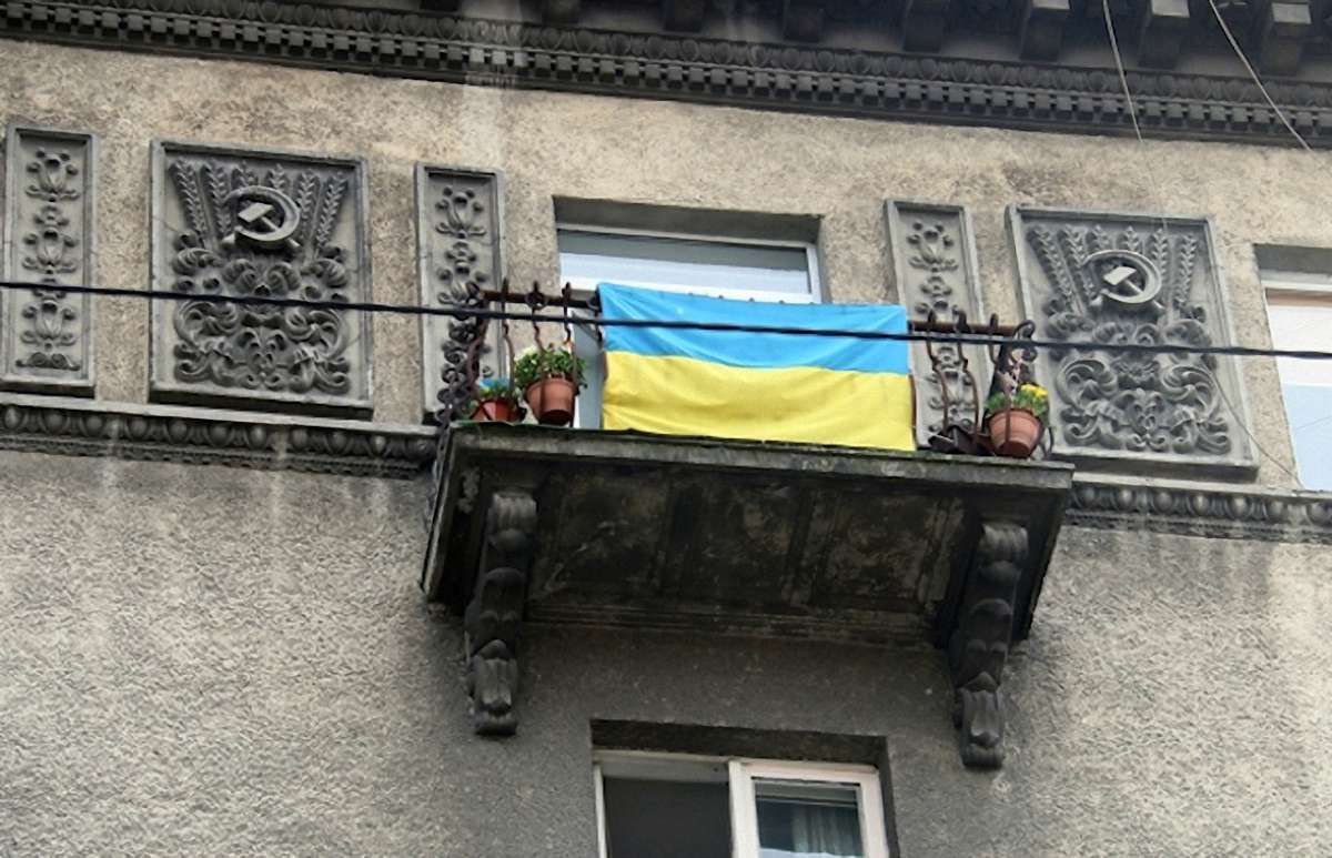 У Львові збережуть радянські зірки
