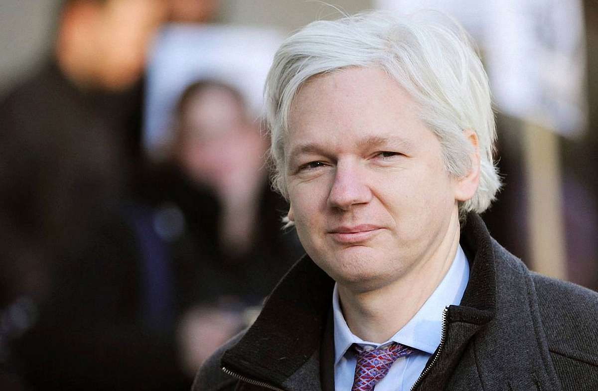 Франція відмовила засновнику WikiLeaks в наданні притулку