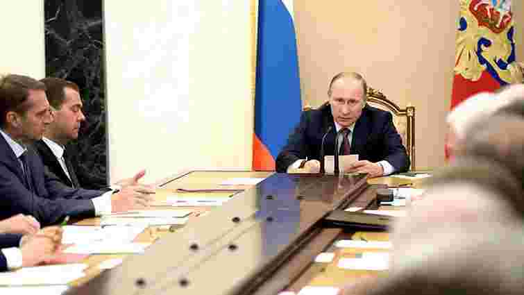 Путін заявив, що війну на Донбасі спровокували санкції проти РФ