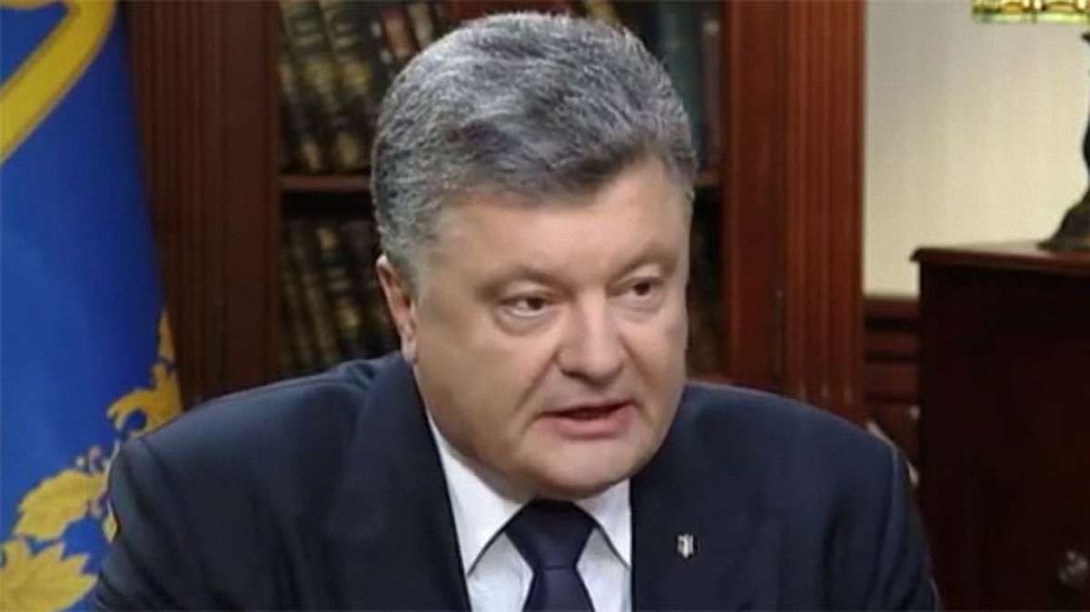 Порошенко анонсував впровадження електронної пропускної системи в зоні АТО