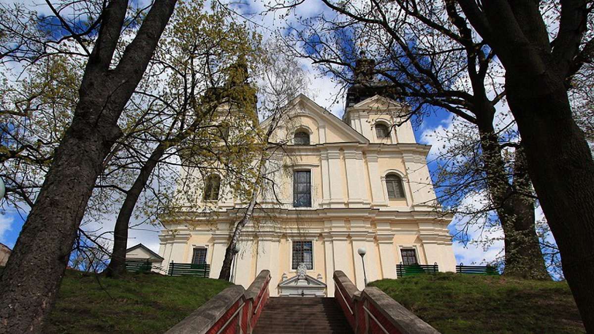 У Львові на території монастиря знайшли тіло вбитої 70-річної жінки