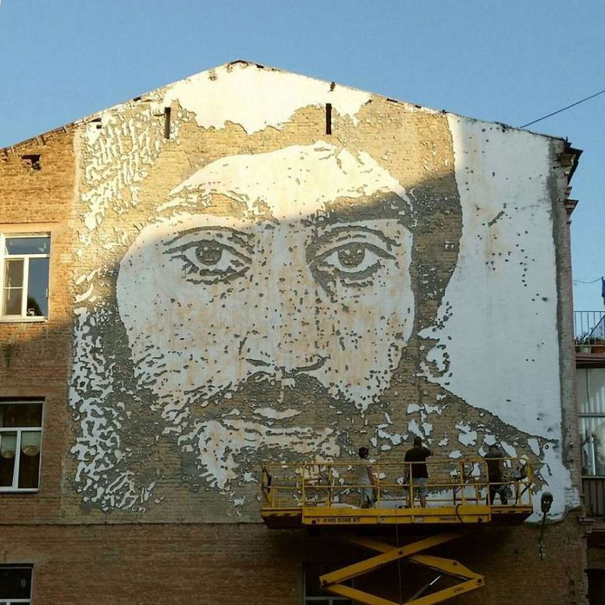 Сергію Нігояну присвятили фреску у сквері Небесної Сотні у Києві