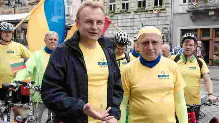 На знак солідарності з українцями литовські велосипедисти проїдуть 750 км Західною Україною