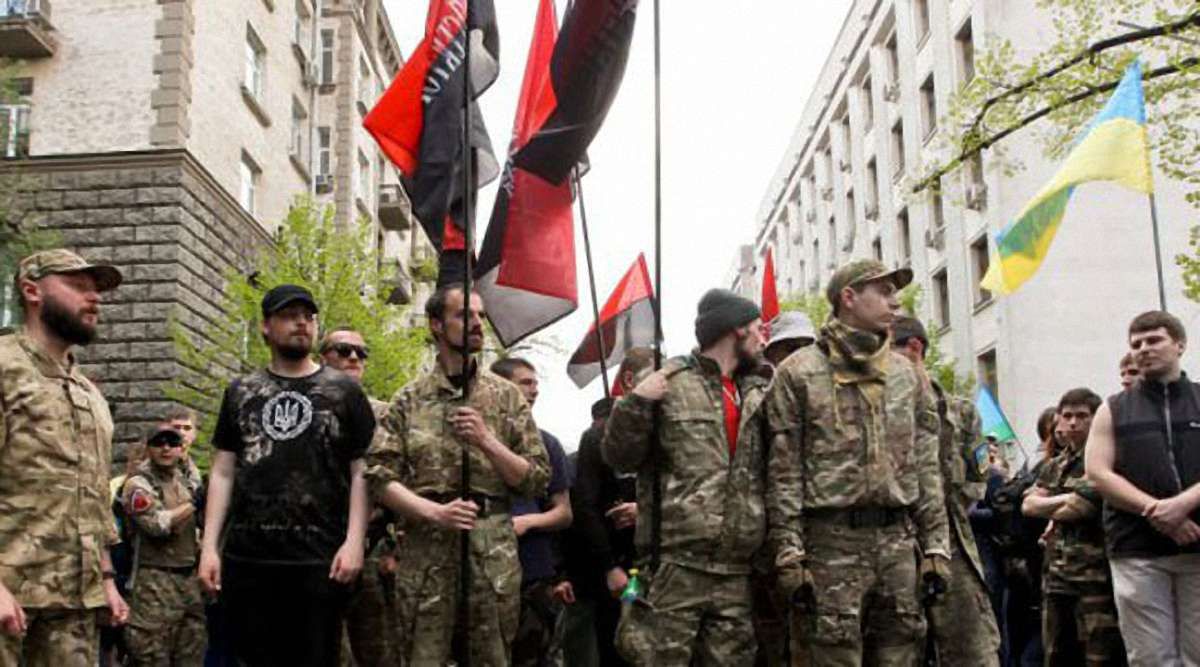 «Правий сектор» анонсував нові акції протесту в містах України