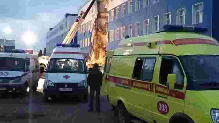 Через обвал казарми в російському Омську загинуло 19 військових