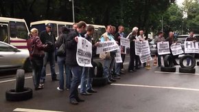 Львівські перевізники звинуватили у корупції посадовця з ЛОДА