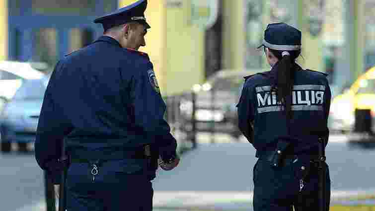 У Львові вперше міліціонер публічно вибачиться за нецензурну лайку