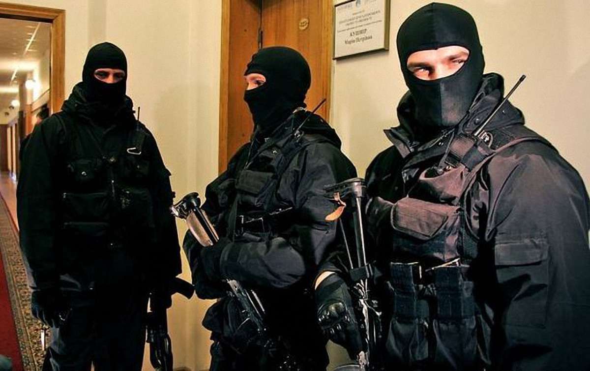 МВС проводить обшуки в Нацкомісії з регулювання енергетики та  на держпідприємстві «Енергоринок»