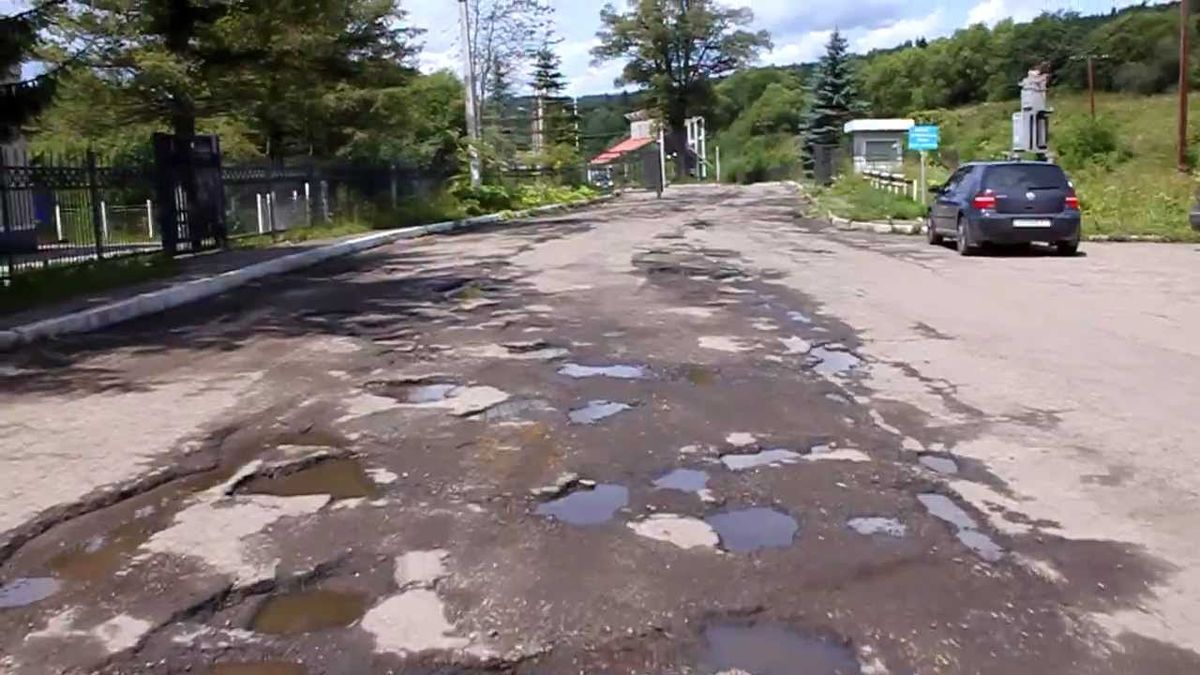 Одесити відремонтують дорогу до Славського за кошти митниці 