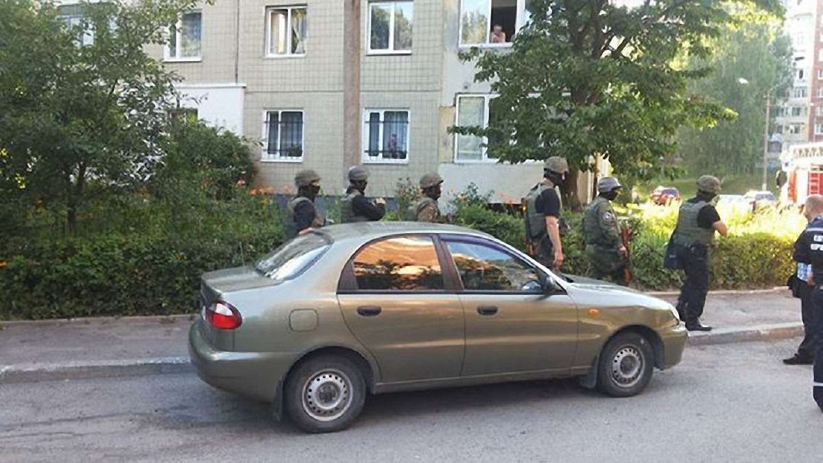 У будинку на Сихові у Львові вірменин захопив у заручники жінку-в'єтнамку