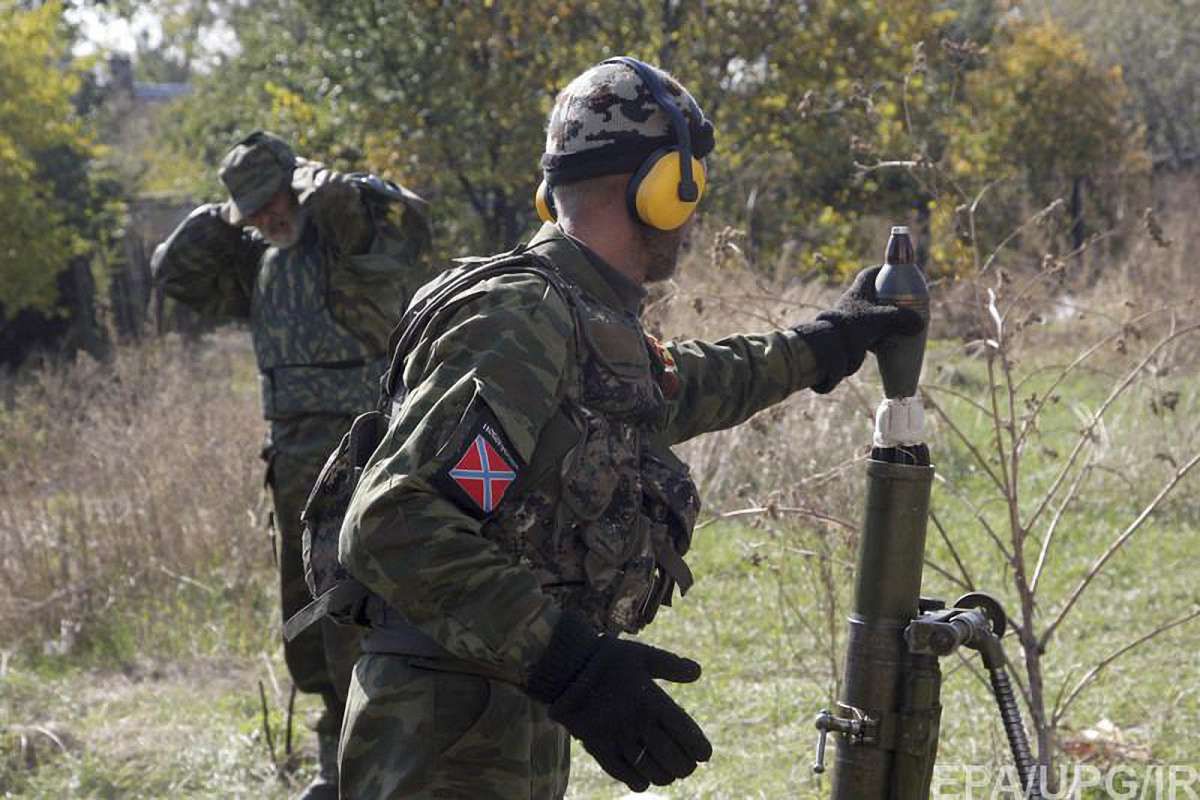 Бойовики активізували обстріли на всіх напрямках, - штаб АТО