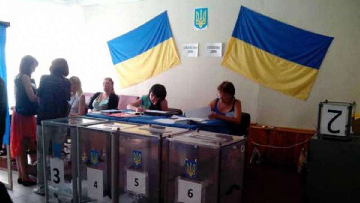 Виборцям у Чернігові пропонують продавати голоси за ₴2 тис.