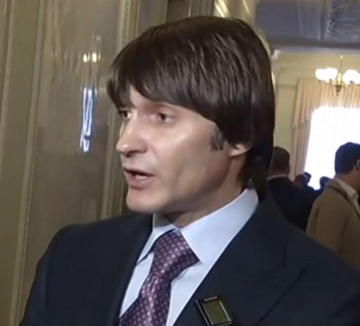 Помічник Єремеєва розповів про інцидент і стан нардепа