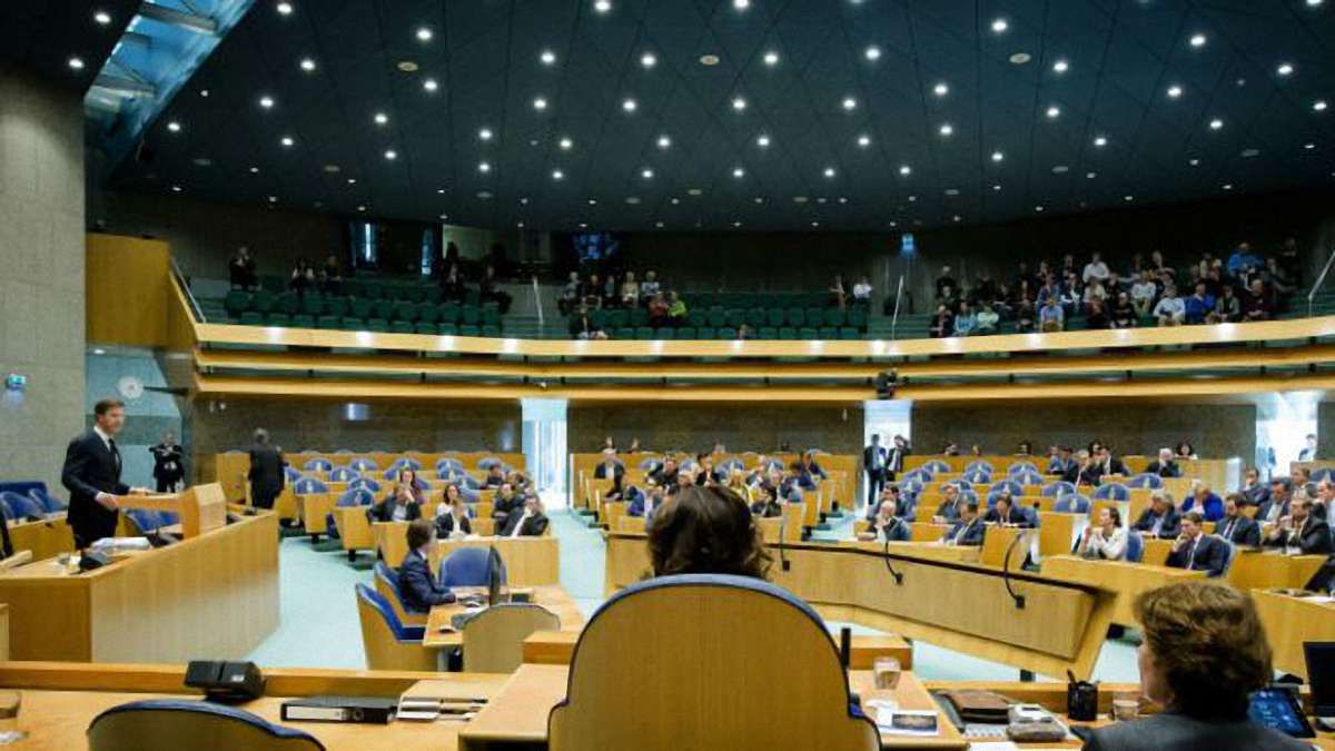 У Нідерландах вимагають винести на референдум ратифікацію Угоди України з ЄС