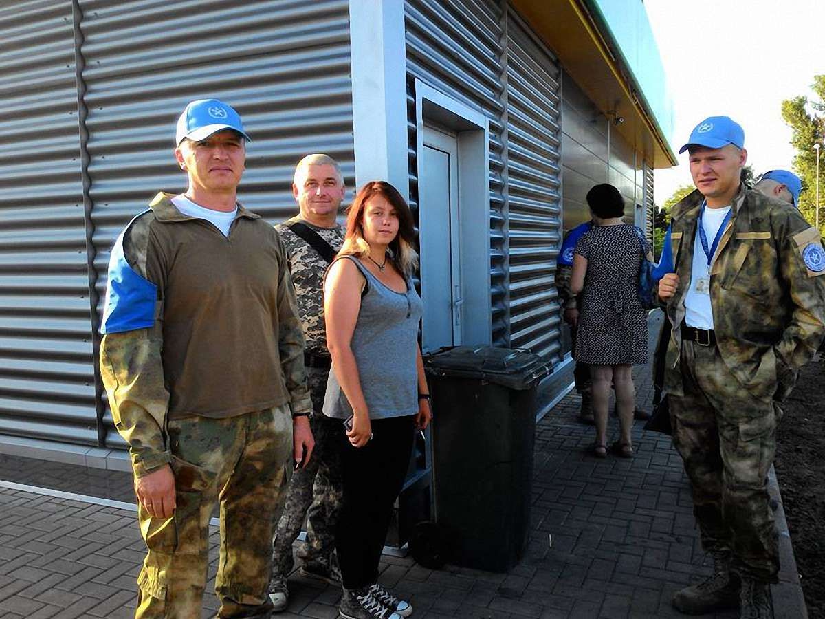 З полону бойовиків звільнили трьох цивільних