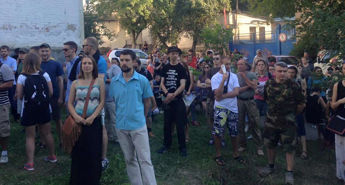 У Києві організували концерт на підтримку звинувачених у вбивстві Бузини
