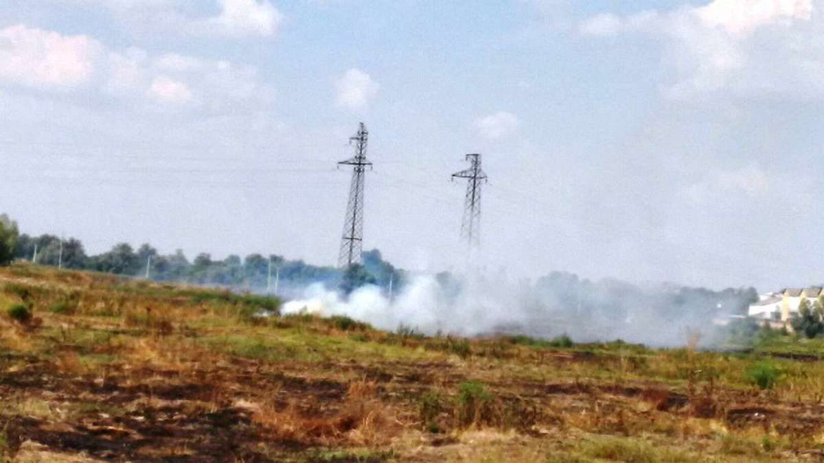 Під Чорнобилем загорілася суха трава, але пожежу локалізували, - ДСНС