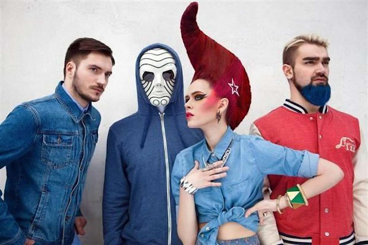 Група The Hardkiss  виклала у мережу фільм про себе