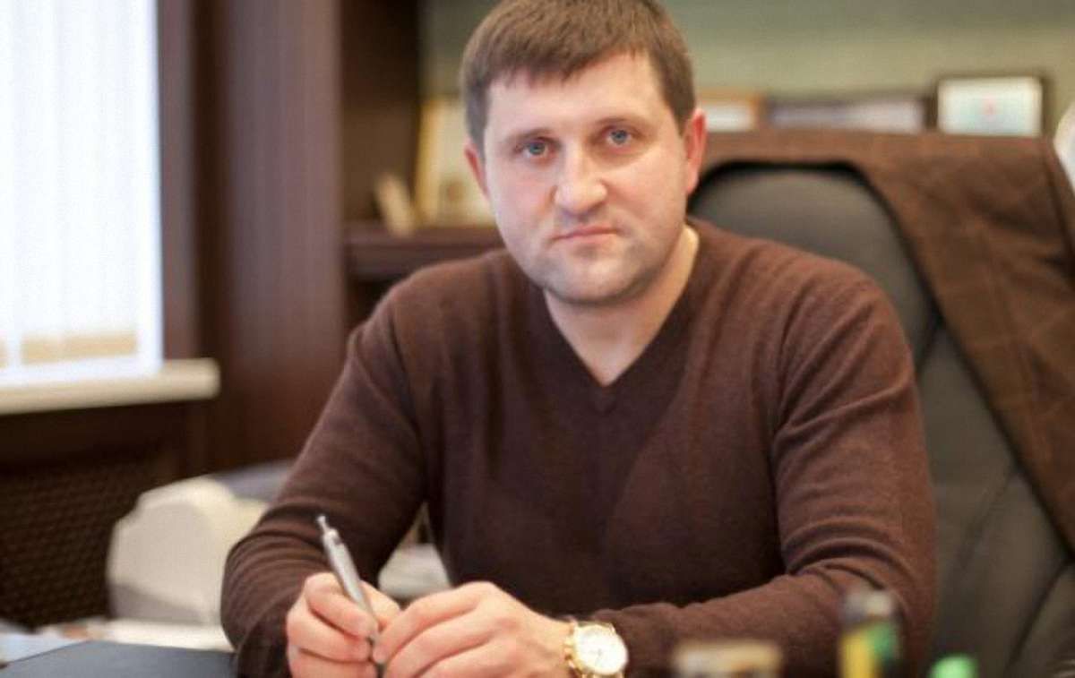 Екс-голова Лазорко зобов'язав «Укртранснафту» транспортувати тільки нафту Коломойського