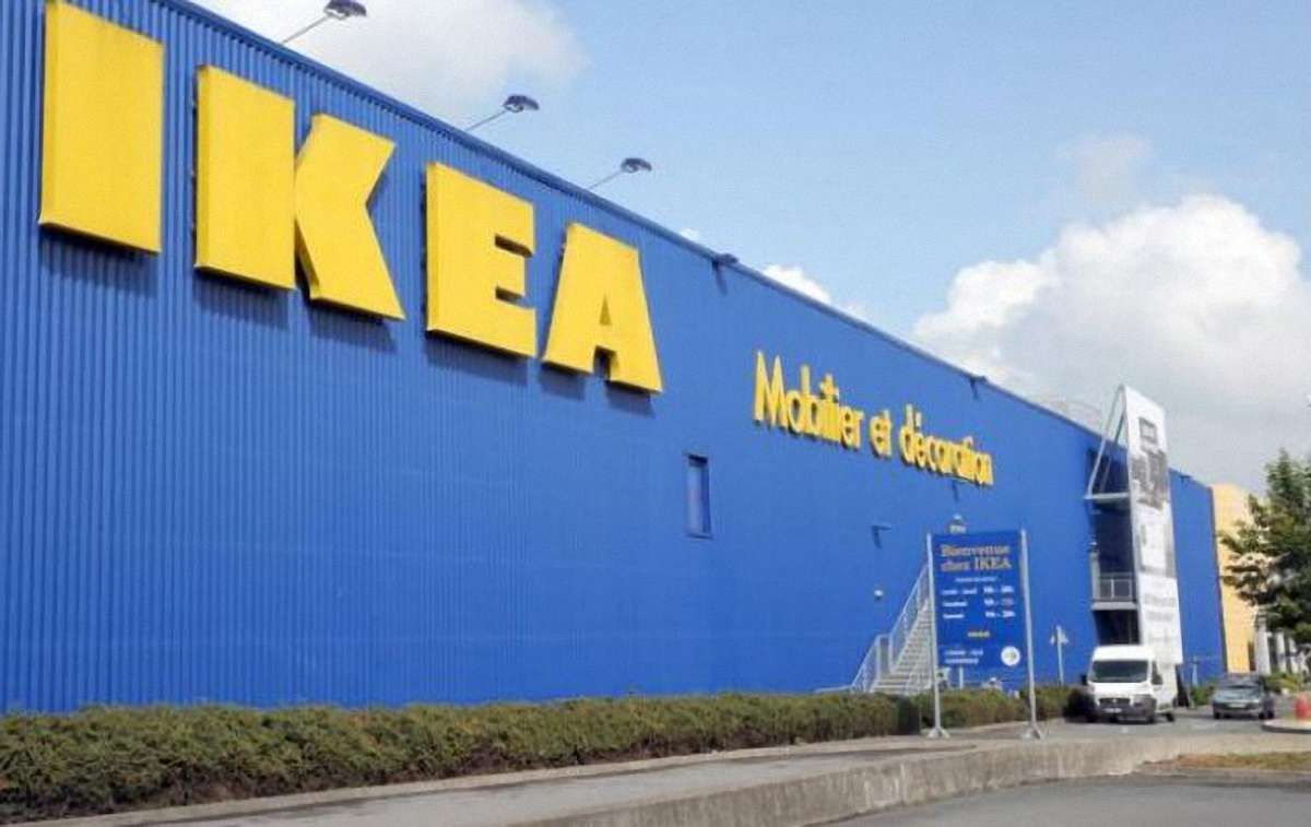 У магазині IKEA, де вчора сталася різанина, забрали з продажу усі ножі
