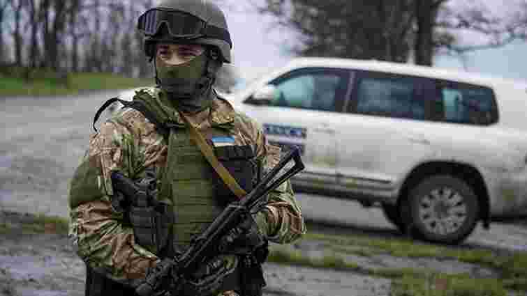 Євросоюз засудив атаку бойовиків під Старогнатівкою і напади на ОБСЄ