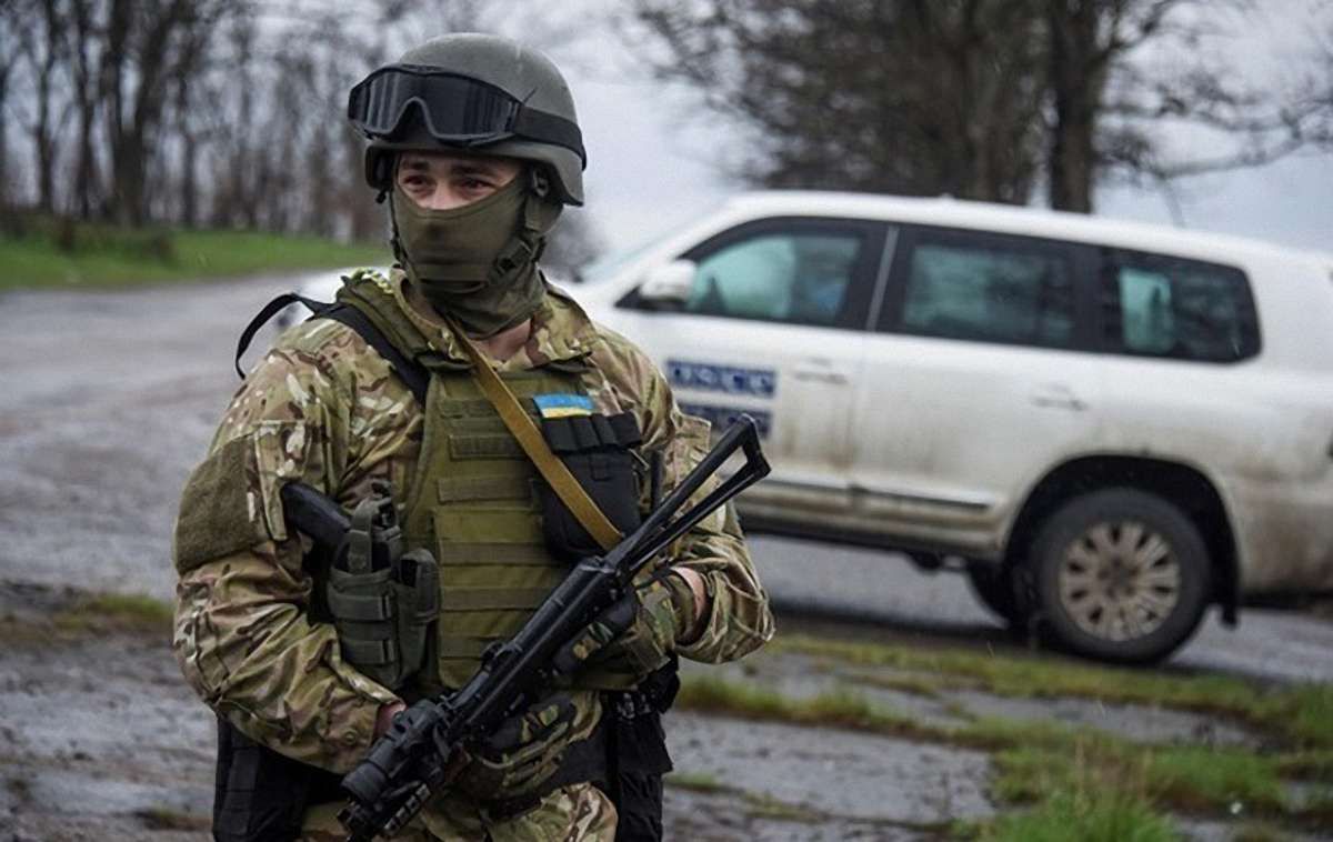 Євросоюз засудив атаку бойовиків під Старогнатівкою і напади на ОБСЄ