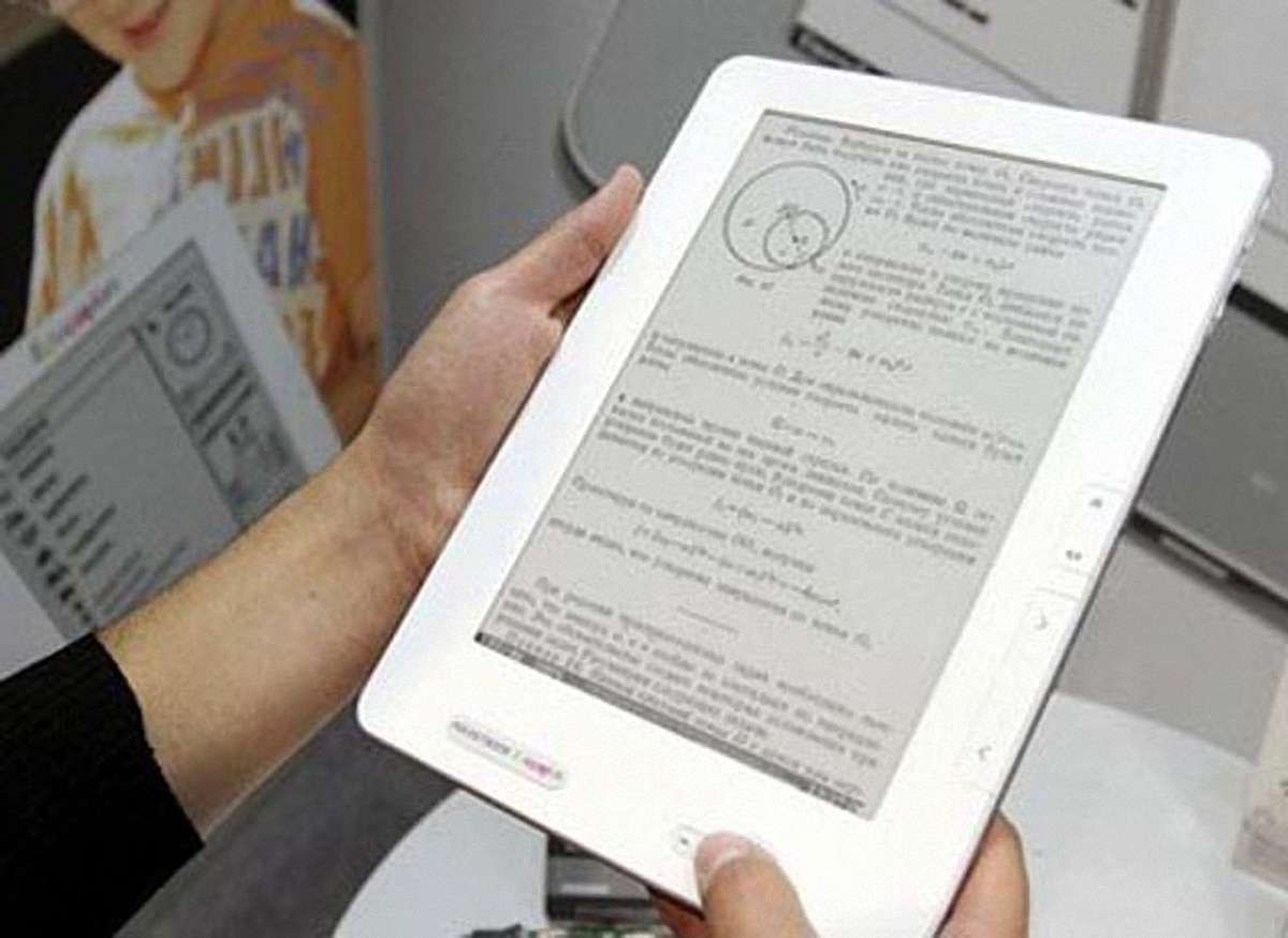Безкоштовні онлайн-бібліотеки знищують українські книги, – видавці 